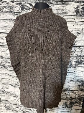 aerie Chunky Knit Sleeveless sweater slightly oversized  - Brown